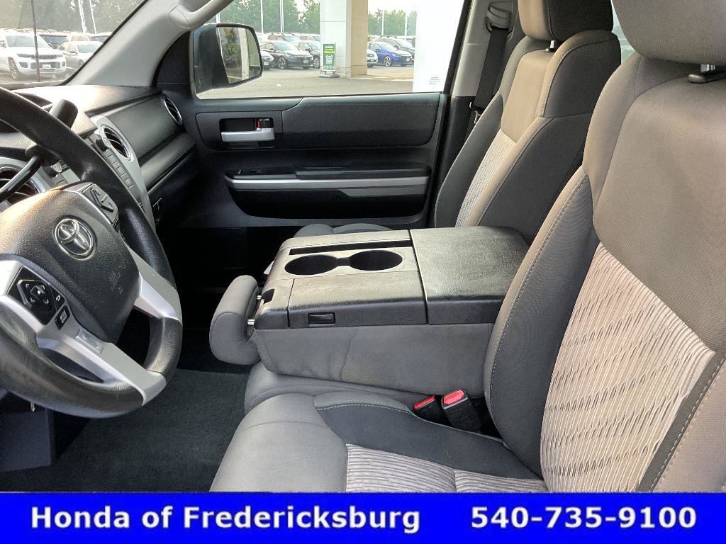 Used 2017 Toyota Tundra SR5 AWD/4WD image 29