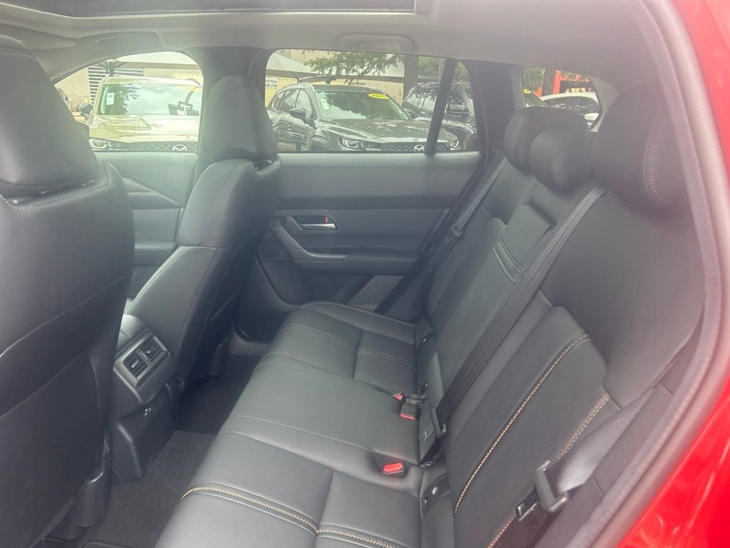 Used 2025 MAZDA CX-50 AWD 2.5 S w/ Weather Package image 12