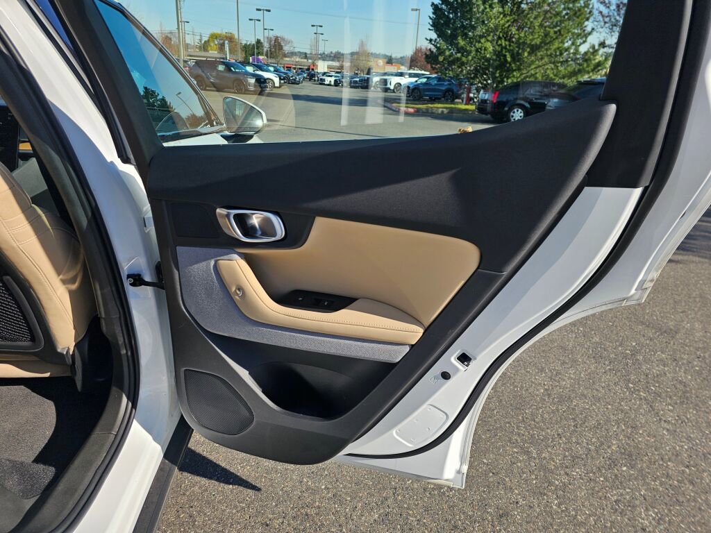 Used 2022 Polestar Polestar 2 w/ Plus Package image 14