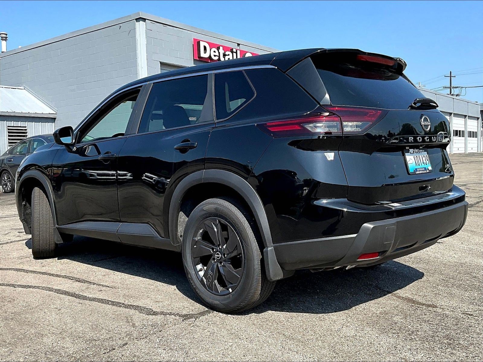 Certified 2026 Nissan Rogue SV w/ Cold Weather Package AWD/4WD image 3