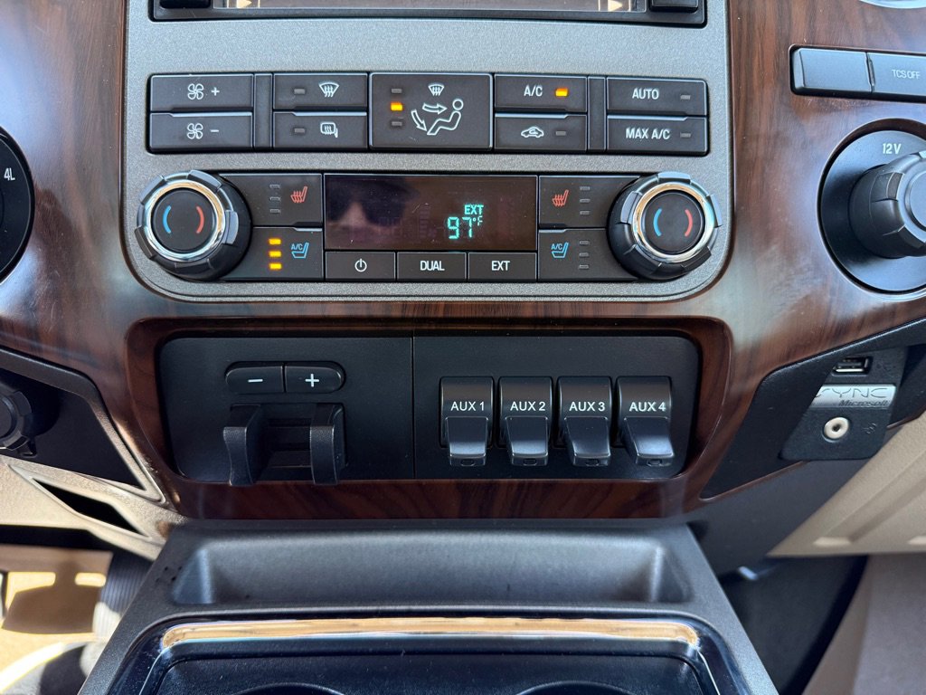 Used 2011 Ford F350 Lariat w/ Lariat Ultimate Pkg image 35