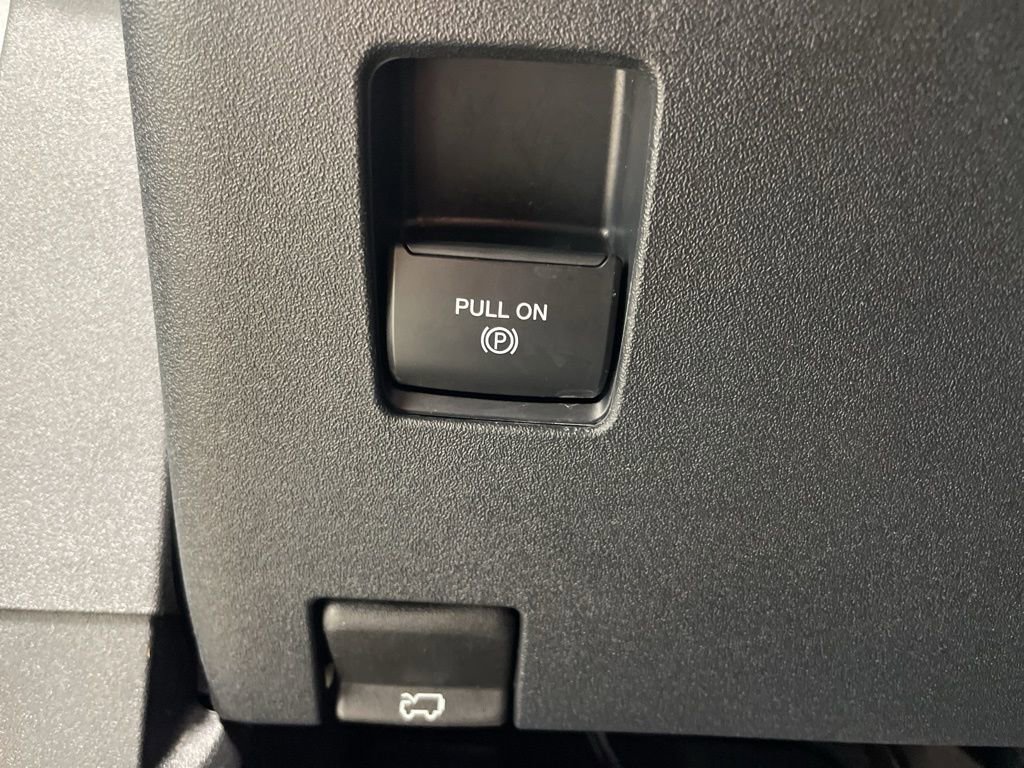 Used 2024 Ford Bronco Big Bend image 25