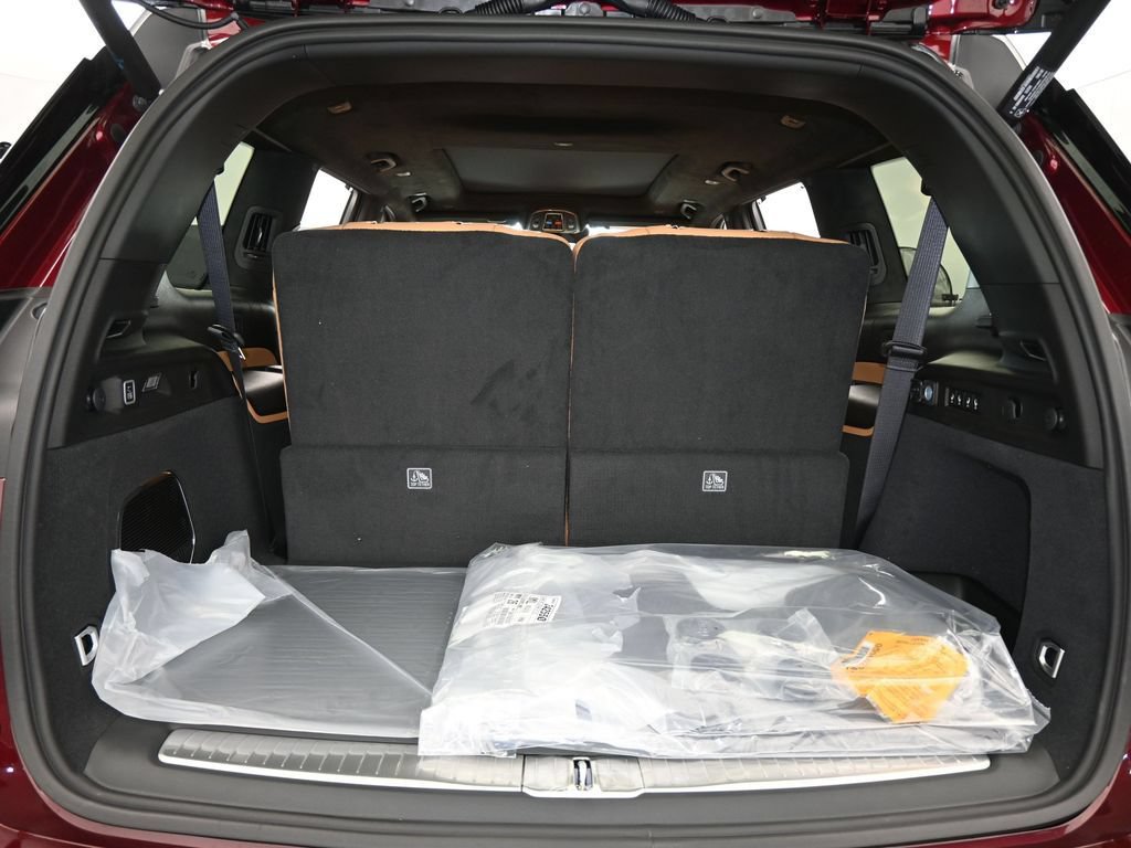 New 2025 Jeep Grand Cherokee L Summit AWD/4WD image 38