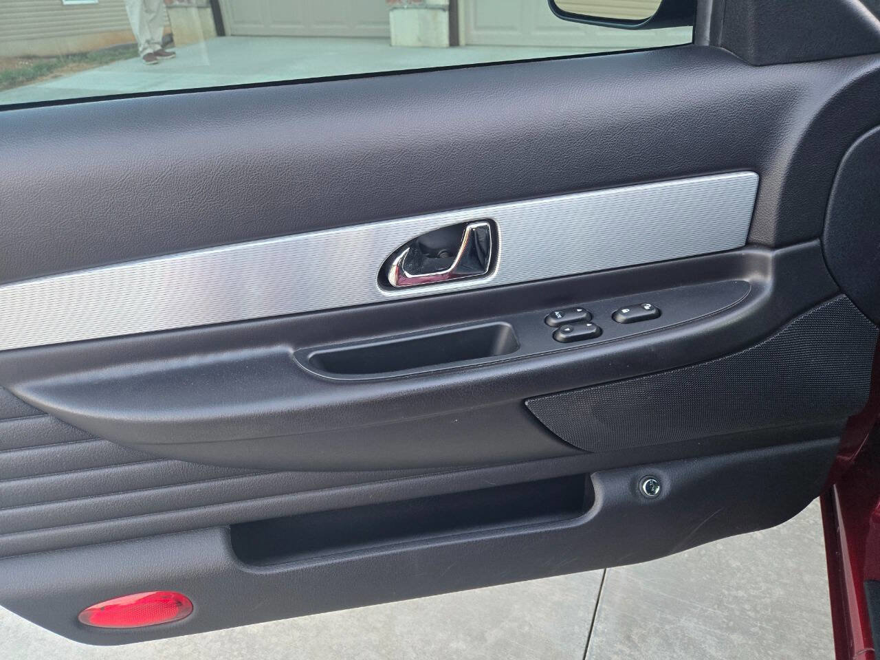 Used 2004 Ford Thunderbird Deluxe RWD image 26