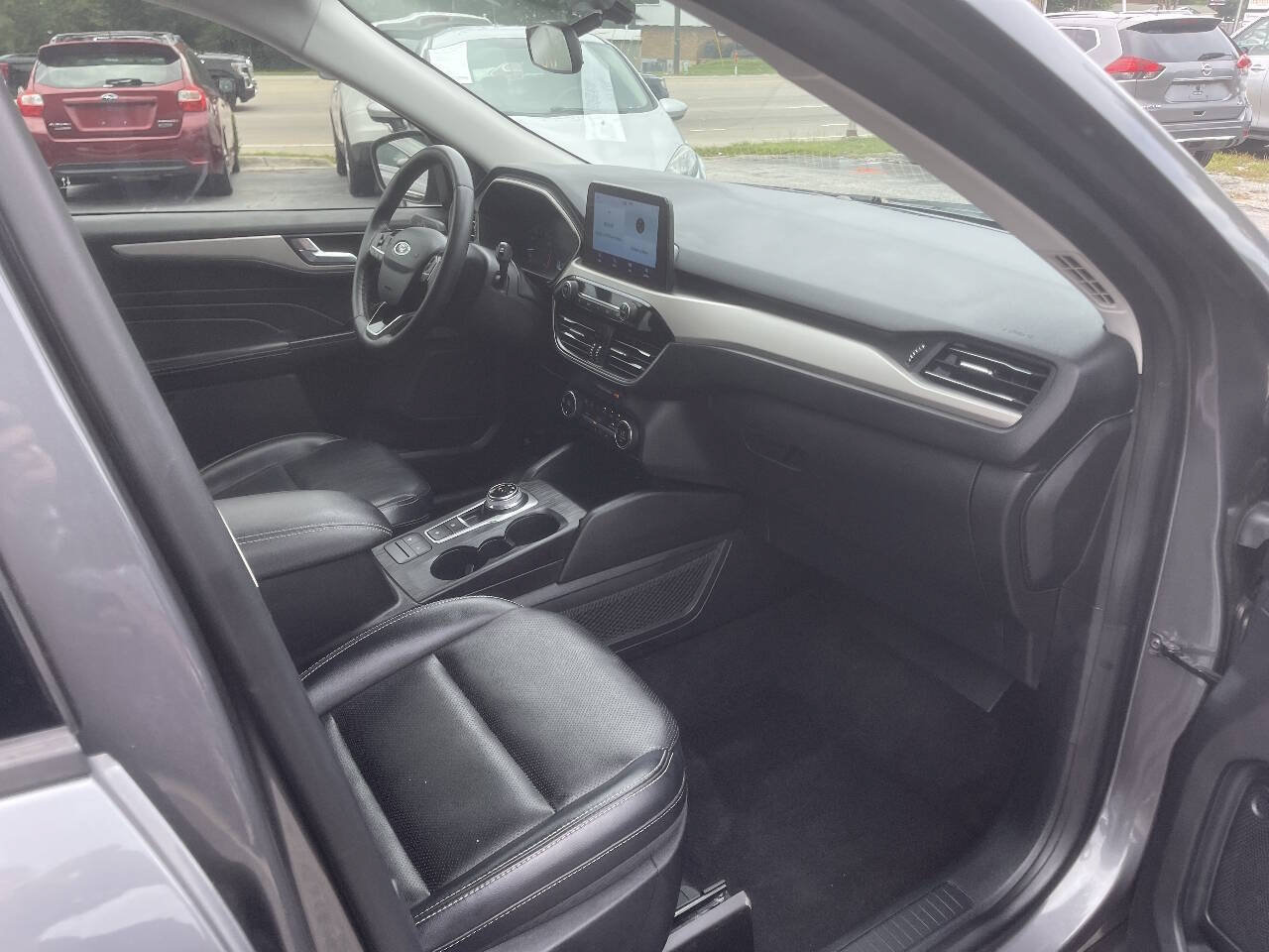 Used 2021 Ford Escape SEL FWD image 25