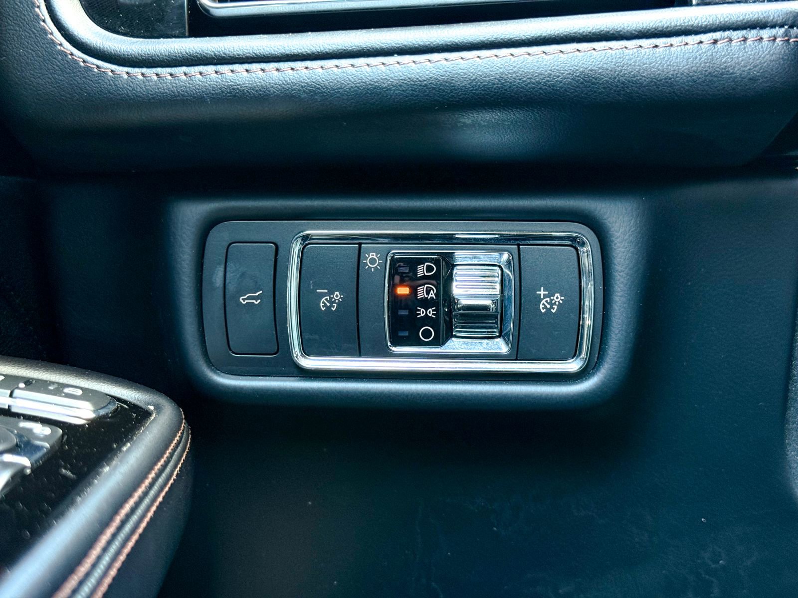 Certified 2022 Lincoln Aviator AWD w/ Elements Package image 34