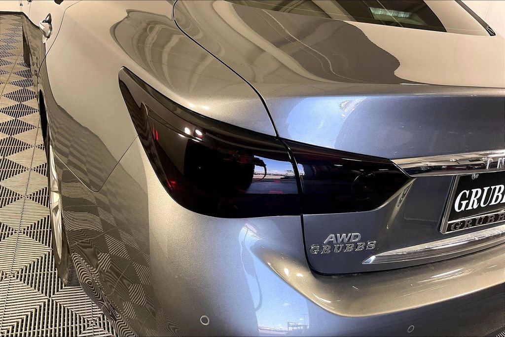 Used 2015 INFINITI Q50 Premium w/ Deluxe Touring Package AWD/4WD image 40
