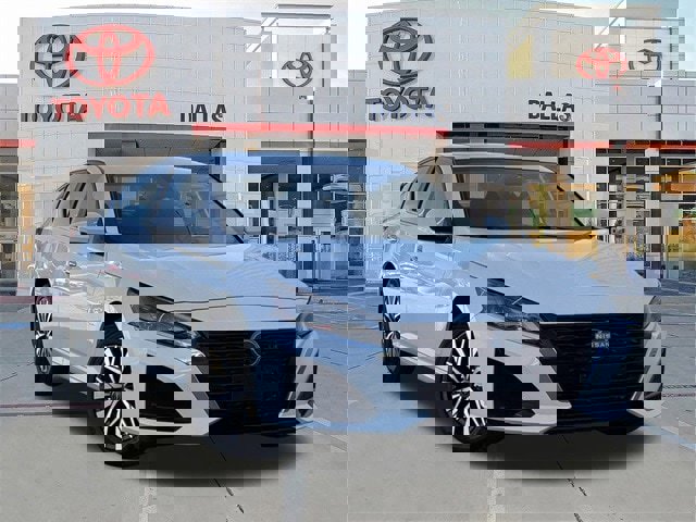 Used 2023 Nissan Altima 2.5 SV w/ SV Premium Package