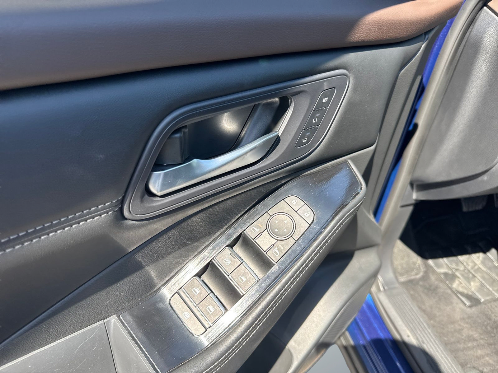 Certified 2023 Nissan Rogue SL w/ SL Premium Package FWD image 10