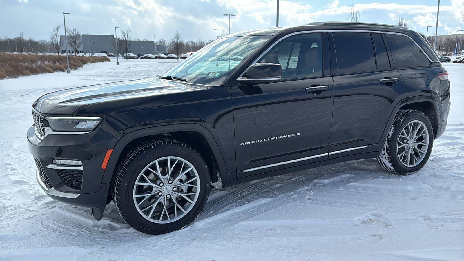 Used 2023 Jeep Grand Cherokee Summit w/ Adv Protech Group IV image 14