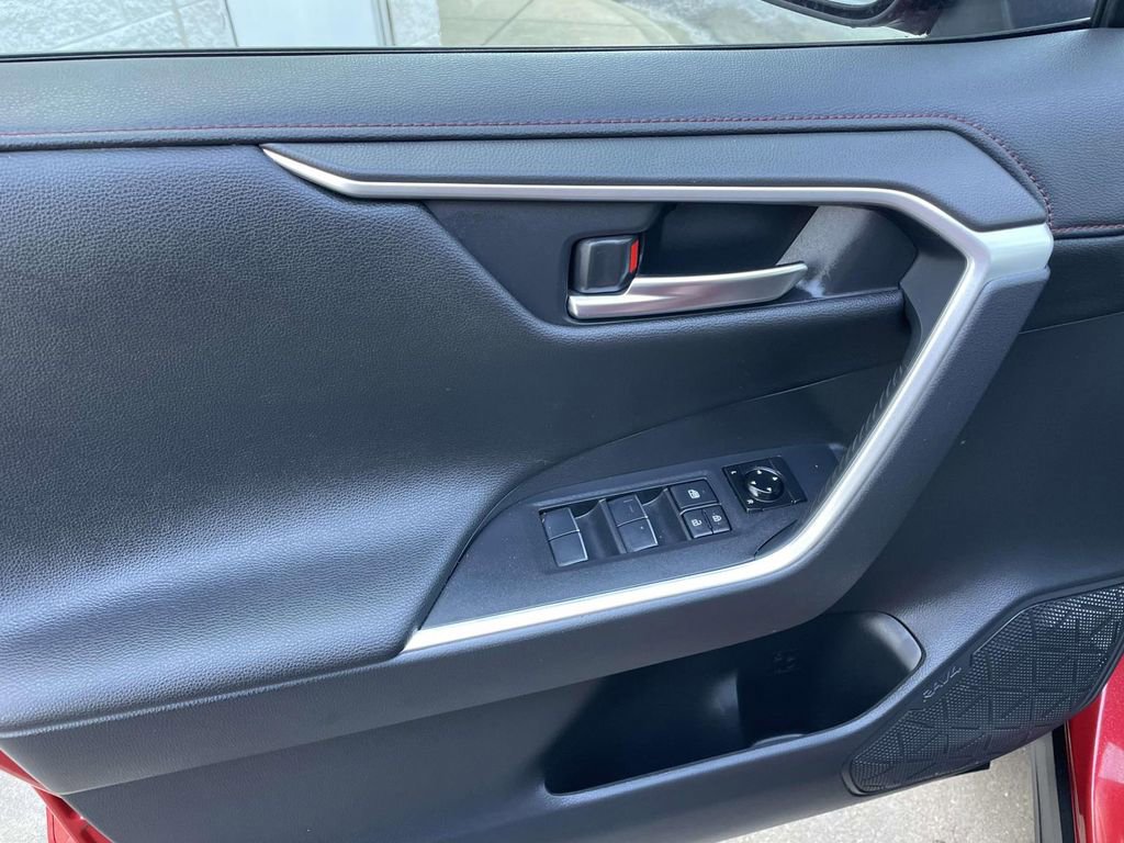 Used 2021 Toyota RAV4 XSE w/ Weather Package image 25