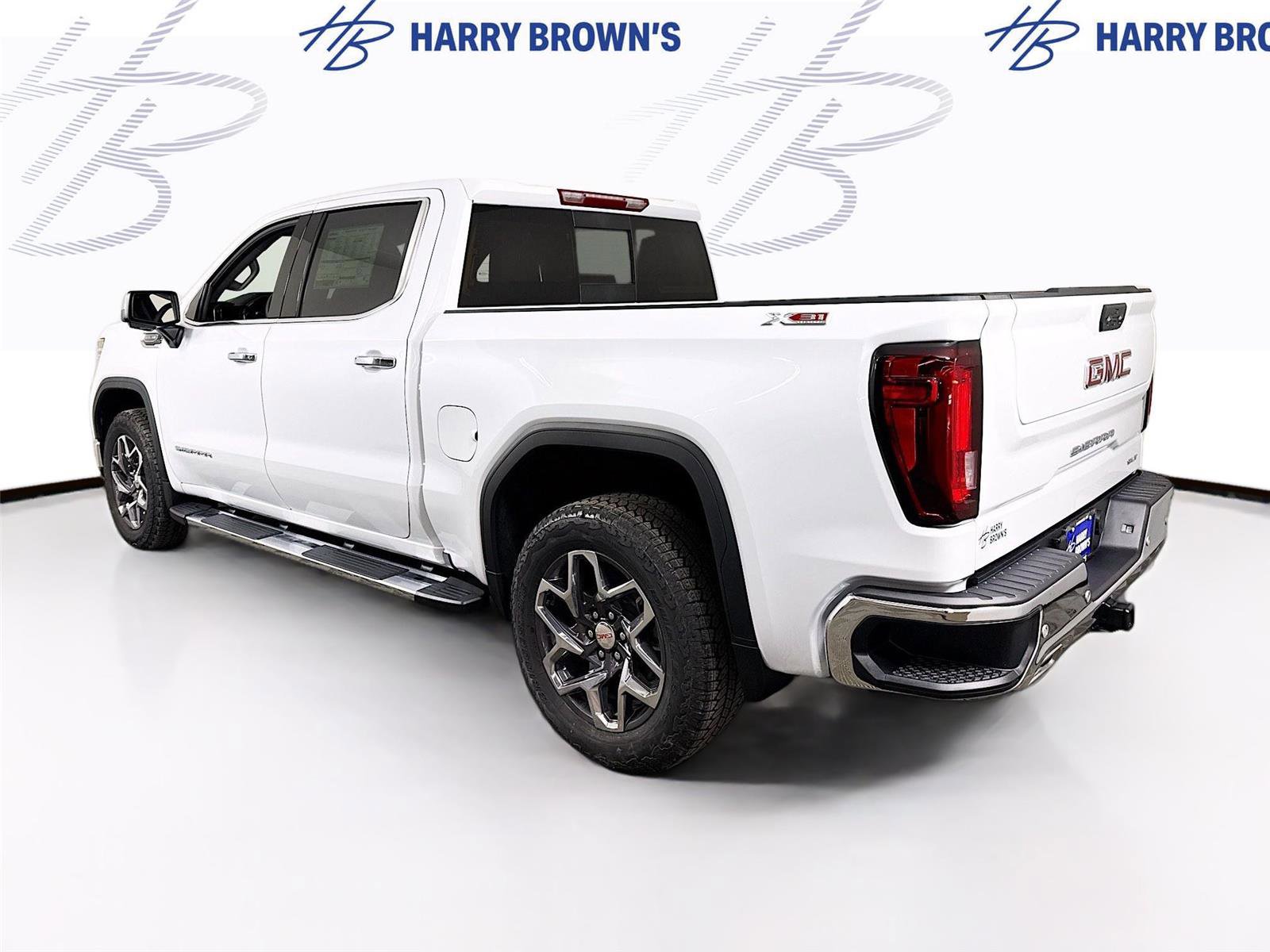 New 2026 GMC Sierra 1500 SLT w/ SLT Premium Plus Package image 32