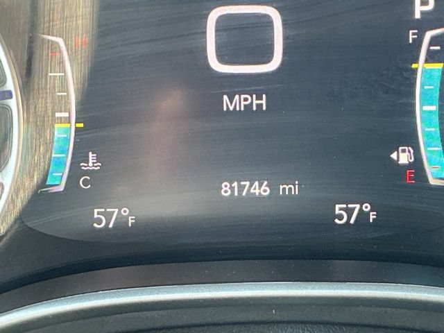 Used 2023 Chrysler Pacifica Touring-L FWD image 20