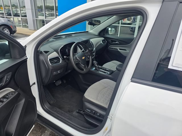 Used 2024 Chevrolet Equinox LS w/ LS Convenience Package AWD/4WD image 10