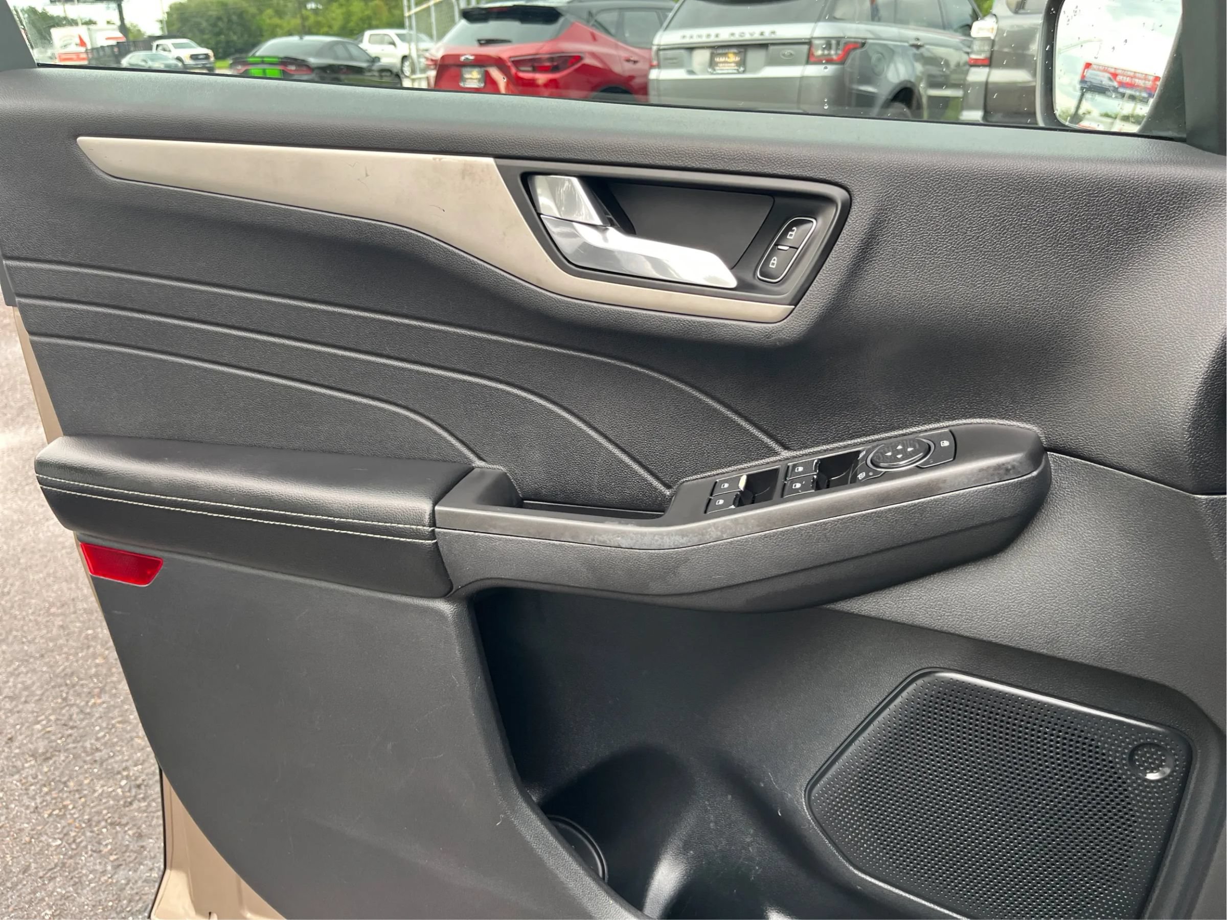 Used 2021 Ford Escape SEL AWD/4WD image 20