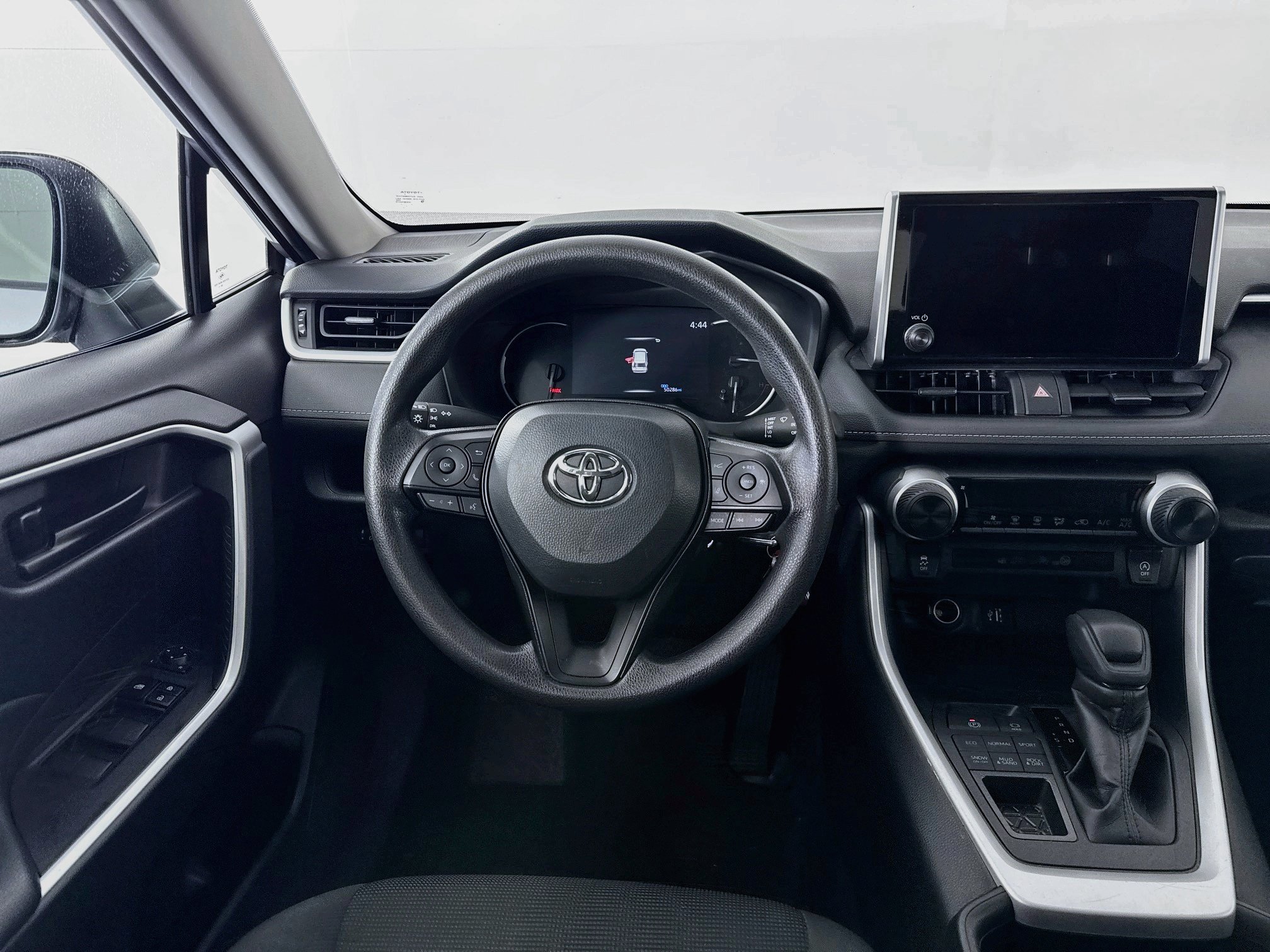 Certified 2025 Toyota RAV4 LE AWD/4WD image 20