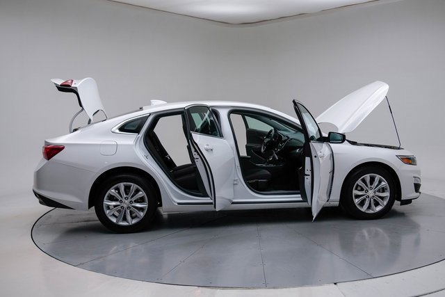 Used 2024 Chevrolet Malibu LT image 17