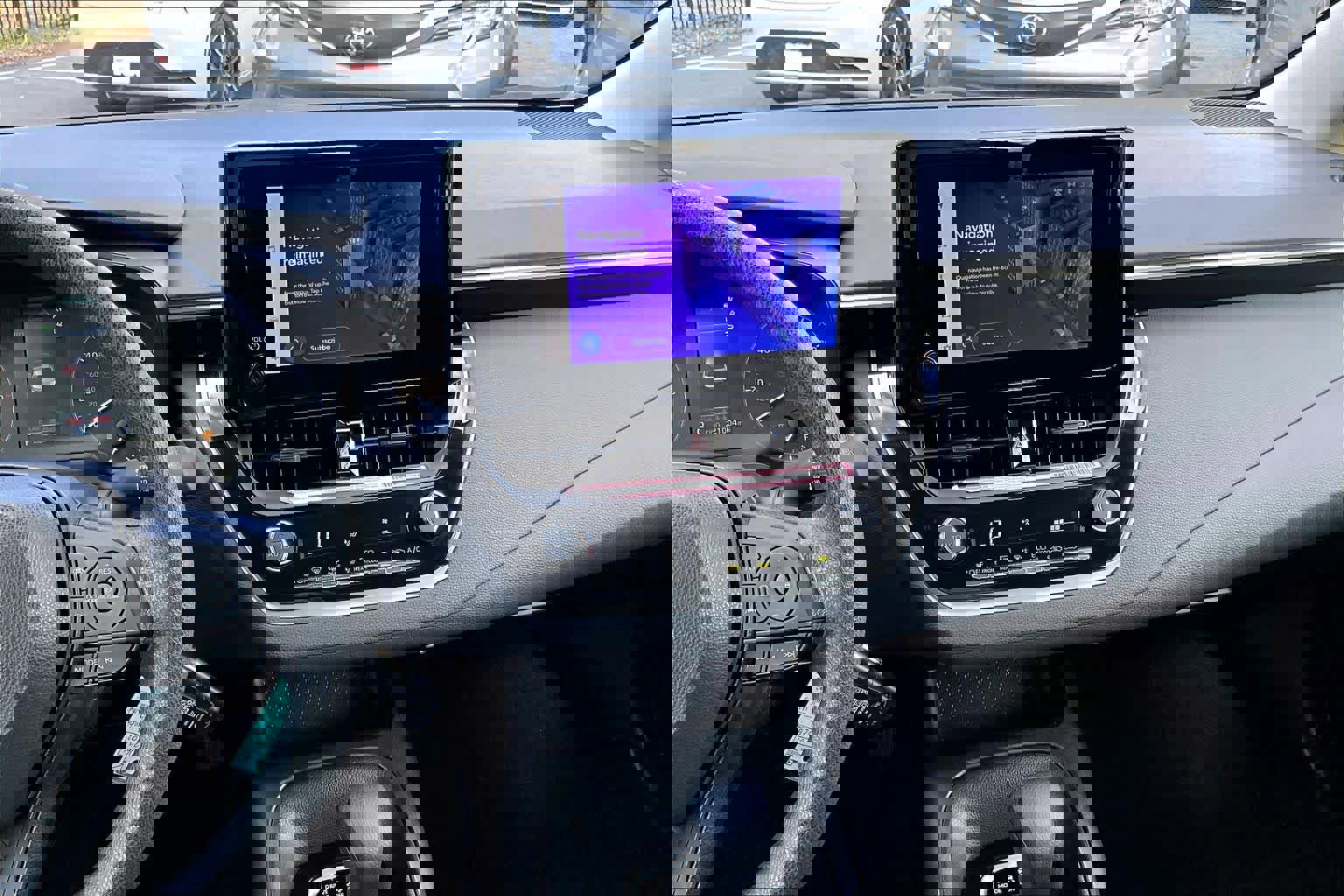 Used 2023 Toyota Corolla LE image 7