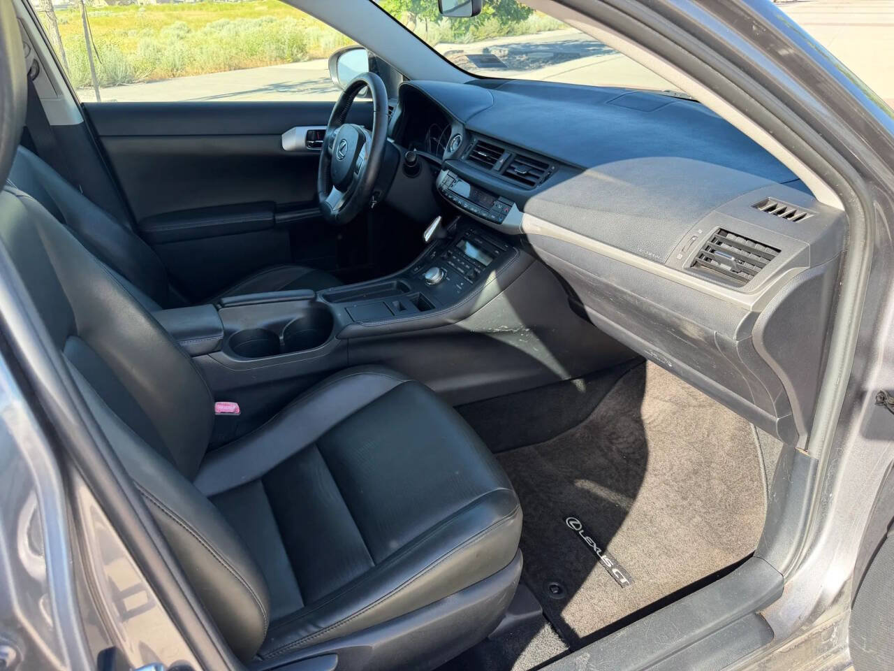 Used 2013 Lexus CT 200h FWD image 15