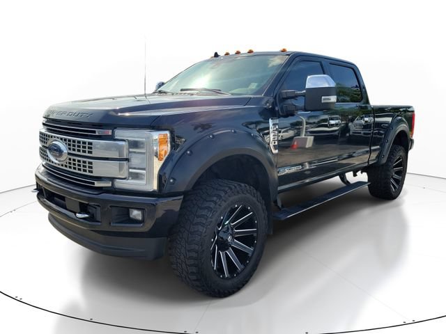 Used 2019 Ford F250 Platinum w/ Platinum Ultimate Package AWD/4WD image 4