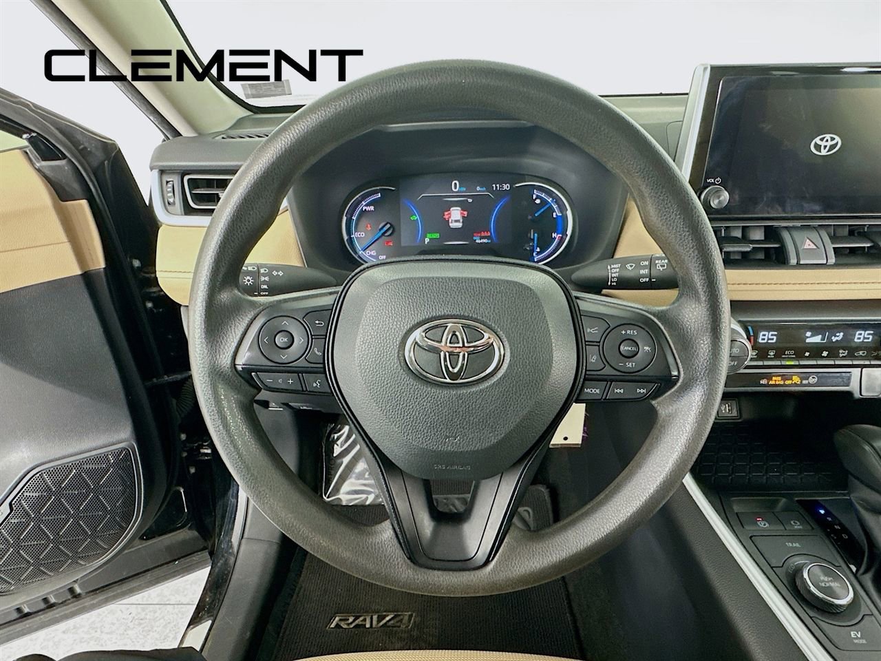 Used 2024 Toyota RAV4 LE image 15