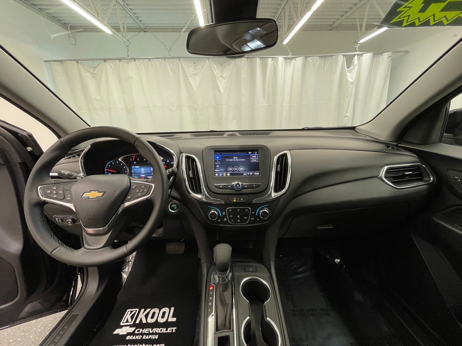 Used 2024 Chevrolet Equinox LT image 13