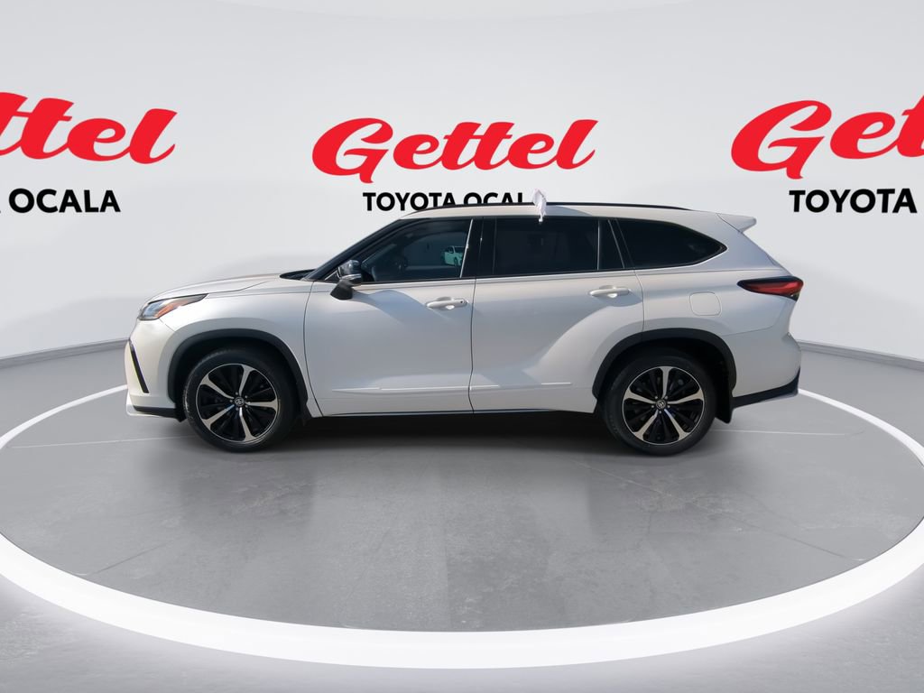 Used 2021 Toyota Highlander XSE image 5