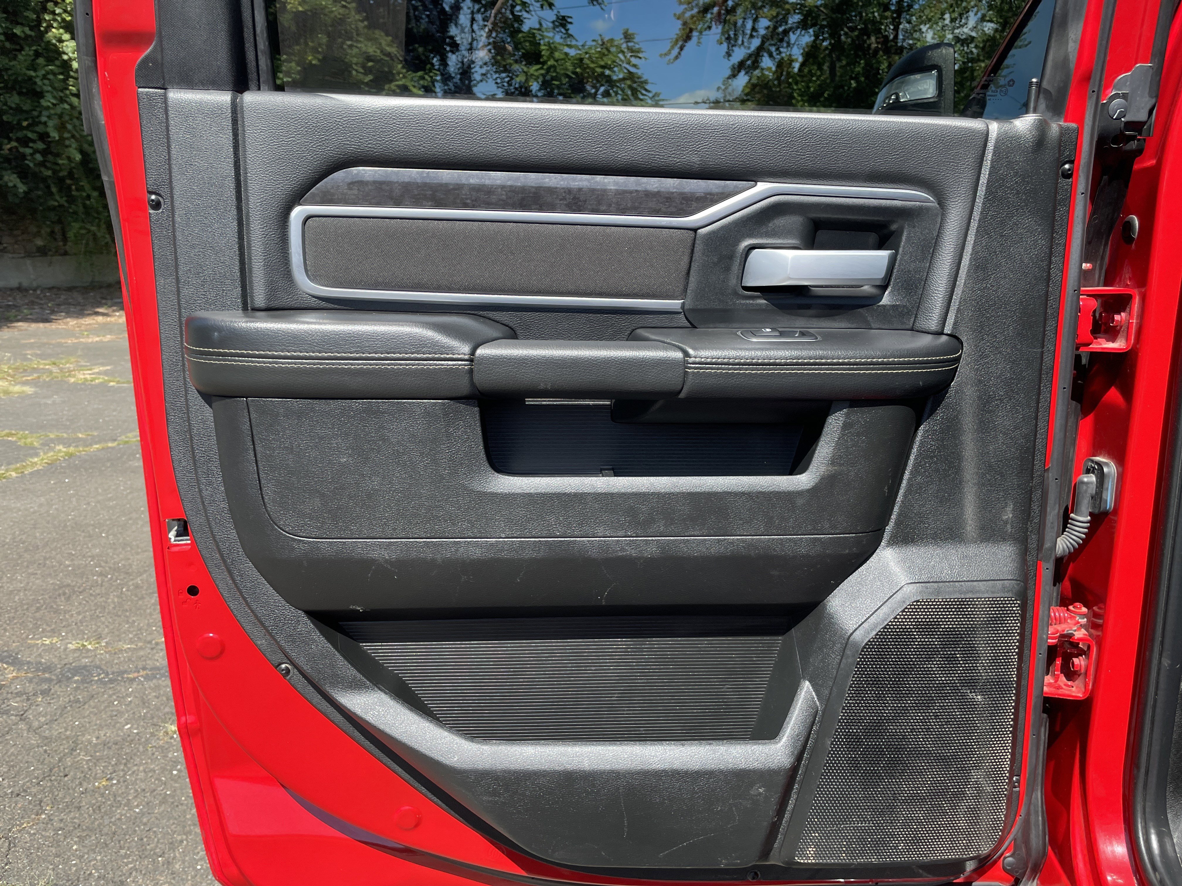 Certified 2024 RAM 3500 Big Horn image 24