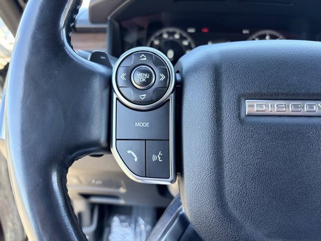 Used 2018 Land Rover Discovery SE image 8