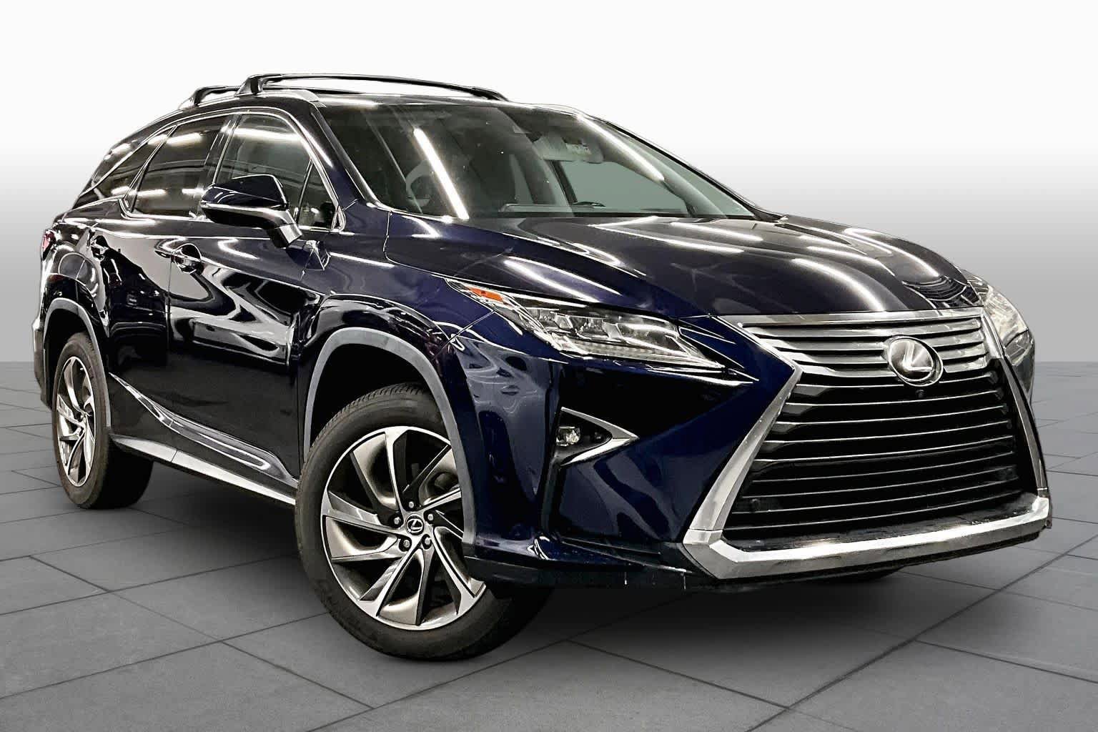 Used 2018 Lexus RX 350L Luxury w/ Accessory Package FWD image 2