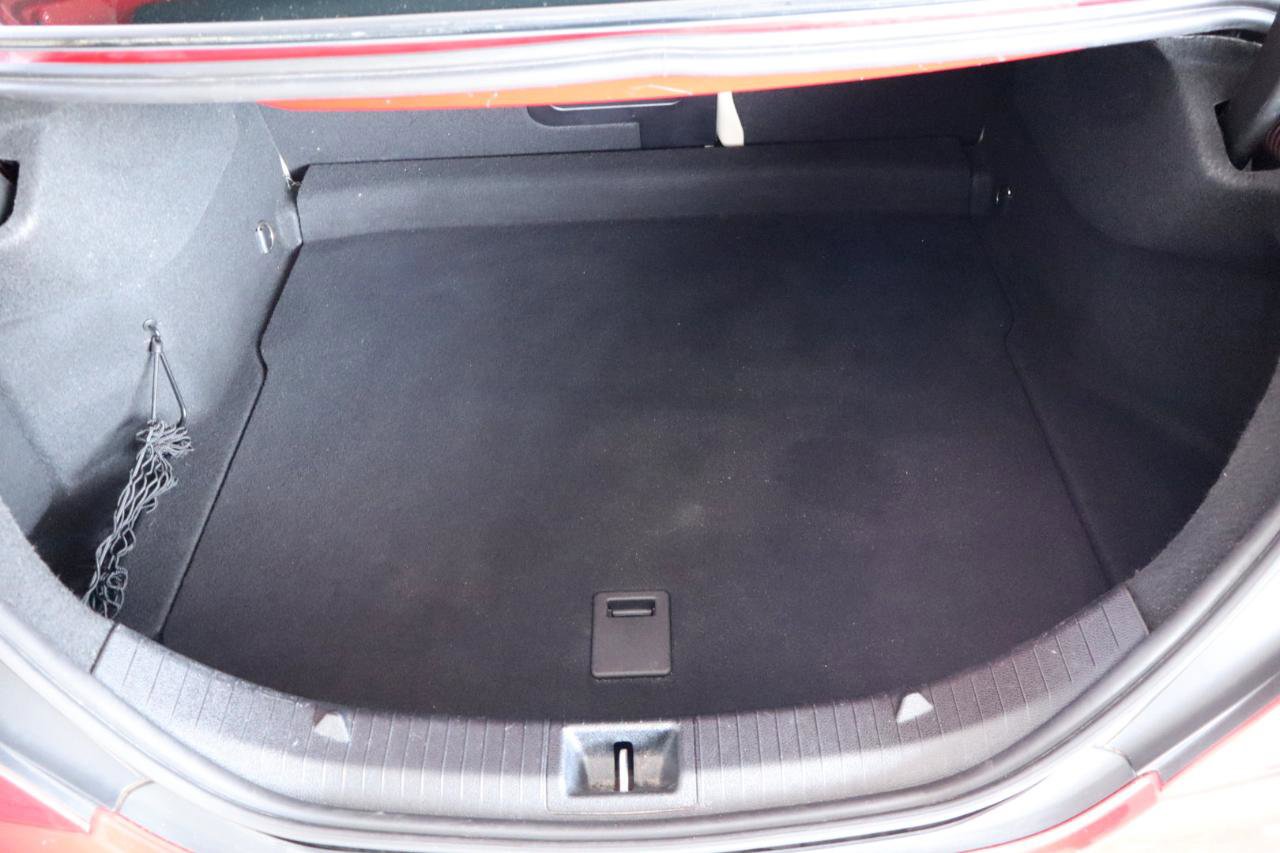 Used 2018 Mercedes-Benz CLA 250 image 32