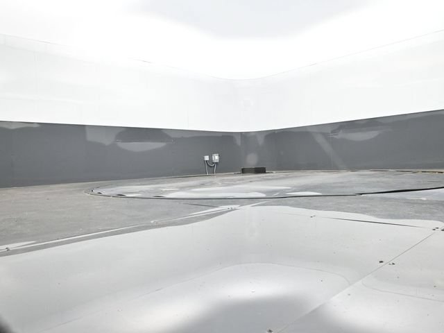 Used 2022 Ford Transit 250 Low Roof RWD image 12
