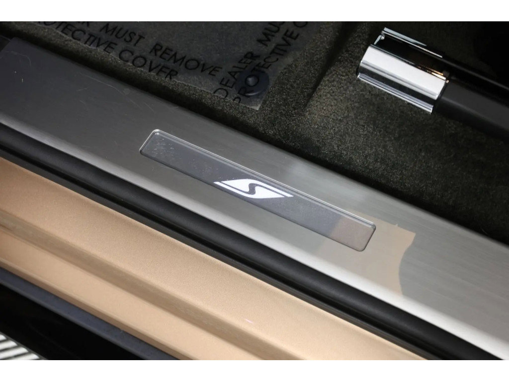 Certified 2023 Bentley Bentayga AWD/4WD image 24