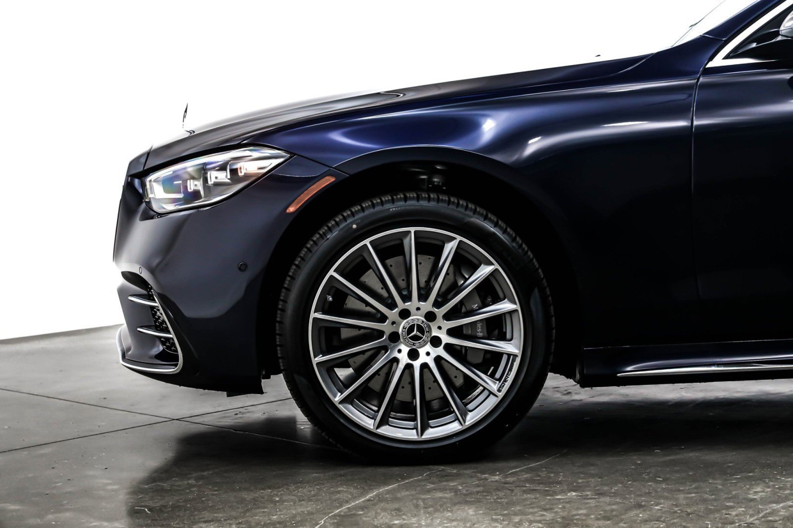 New 2026 Mercedes-Benz S 580 4MATIC Sedan image 10