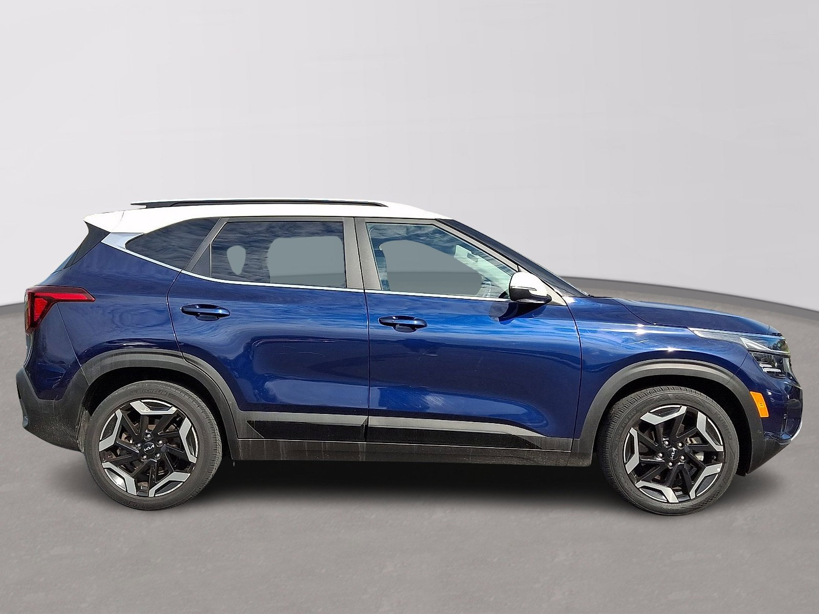 Used 2024 Kia Seltos SX AWD/4WD image 7
