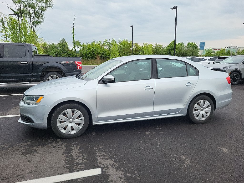 Used 2014 Volkswagen Jetta SE FWD image 4