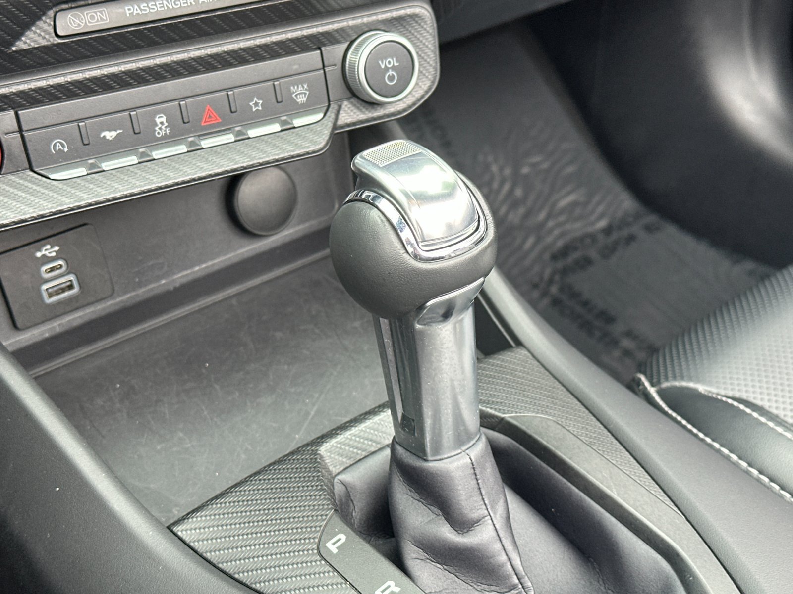 Used 2025 Ford Mustang Premium RWD image 20