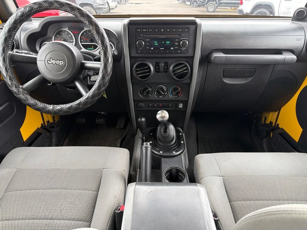 Used 2008 Jeep Wrangler Rubicon w/ PWR Convenience Group AWD/4WD image 4