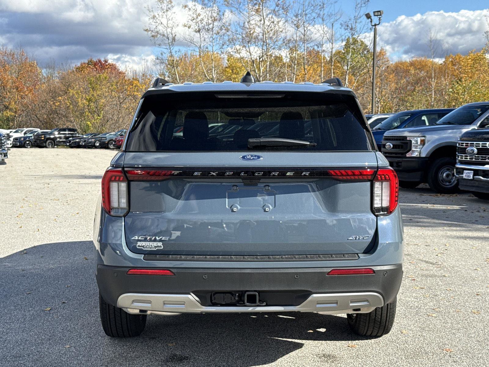 New 2025 Ford Explorer Active w/ Active Comfort Package image 6