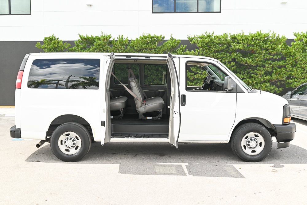Used 2017 Chevrolet Express 2500 LS image 8