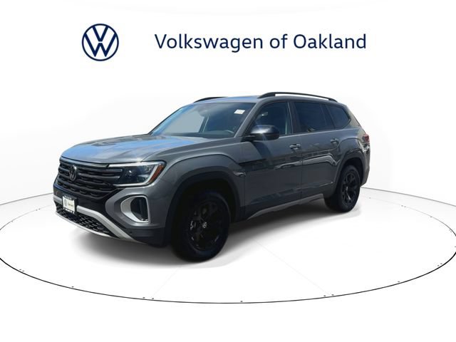 New 2026 Volkswagen Atlas Peak Edition AWD/4WD image 4