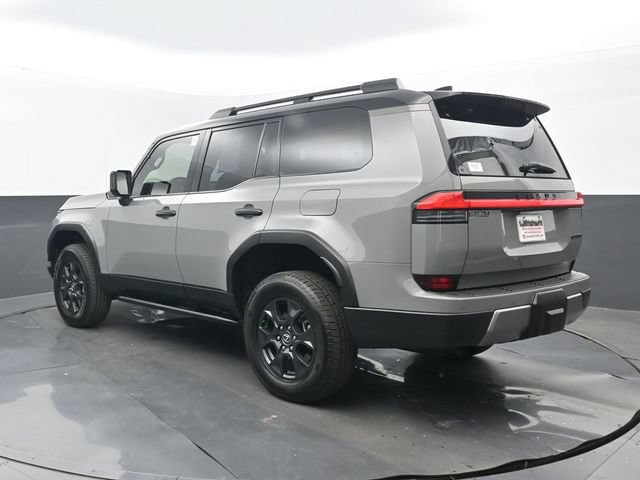 Used 2024 Lexus GX 550 AWD/4WD image 3