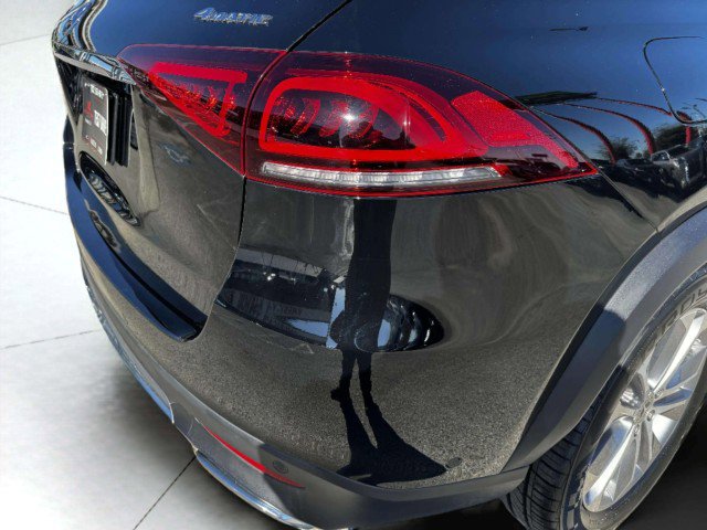 Used 2020 Mercedes-Benz GLE 450 4MATIC w/ Premium Package image 15