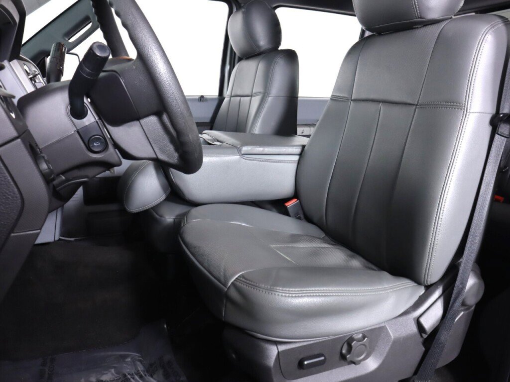 Used 2016 Ford F250 XLT w/ XLT Premium Package image 31