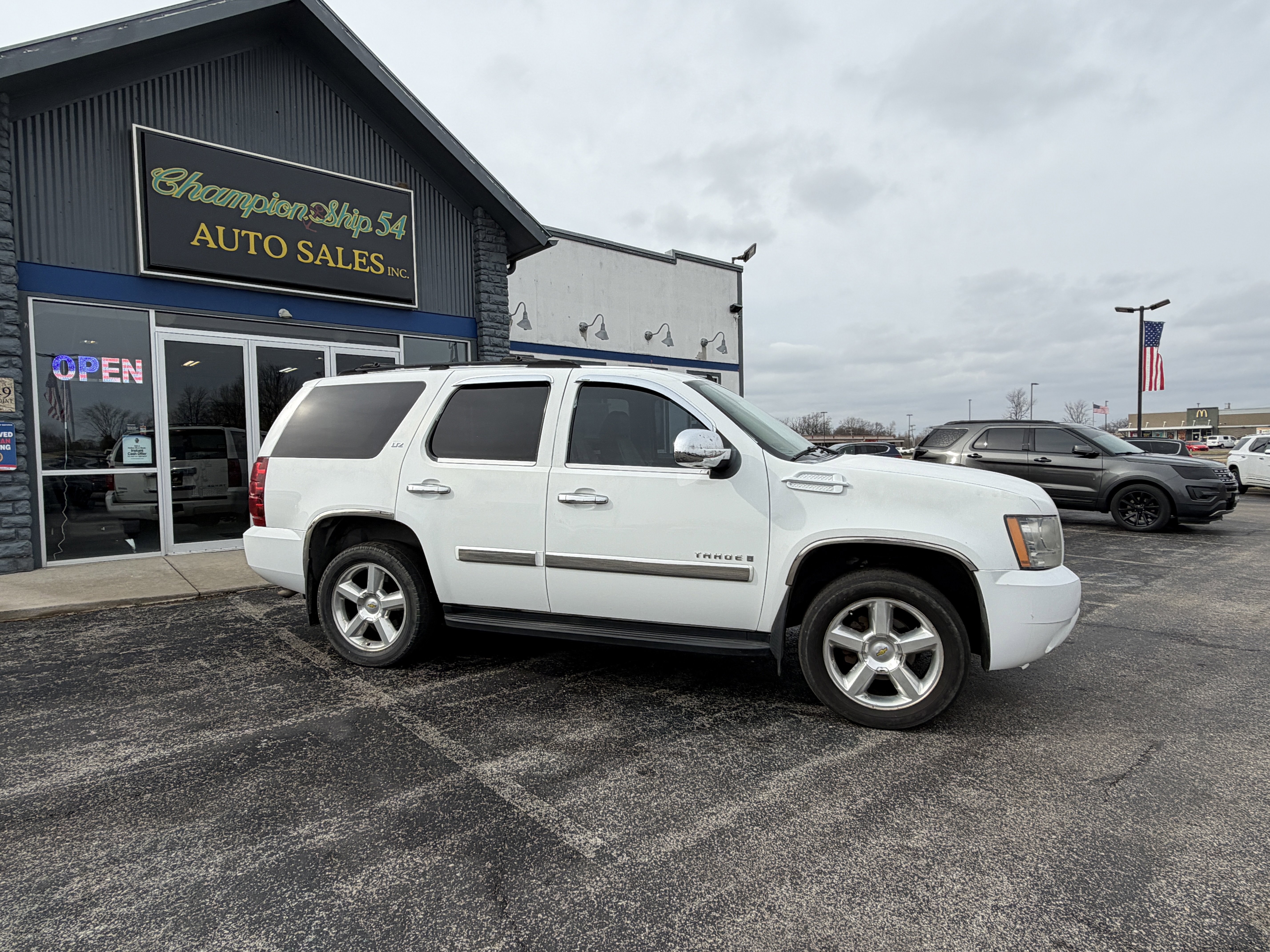 Used 2007 Chevrolet Tahoe LTZ w/ LTZ Preferred Equipment Group image 16