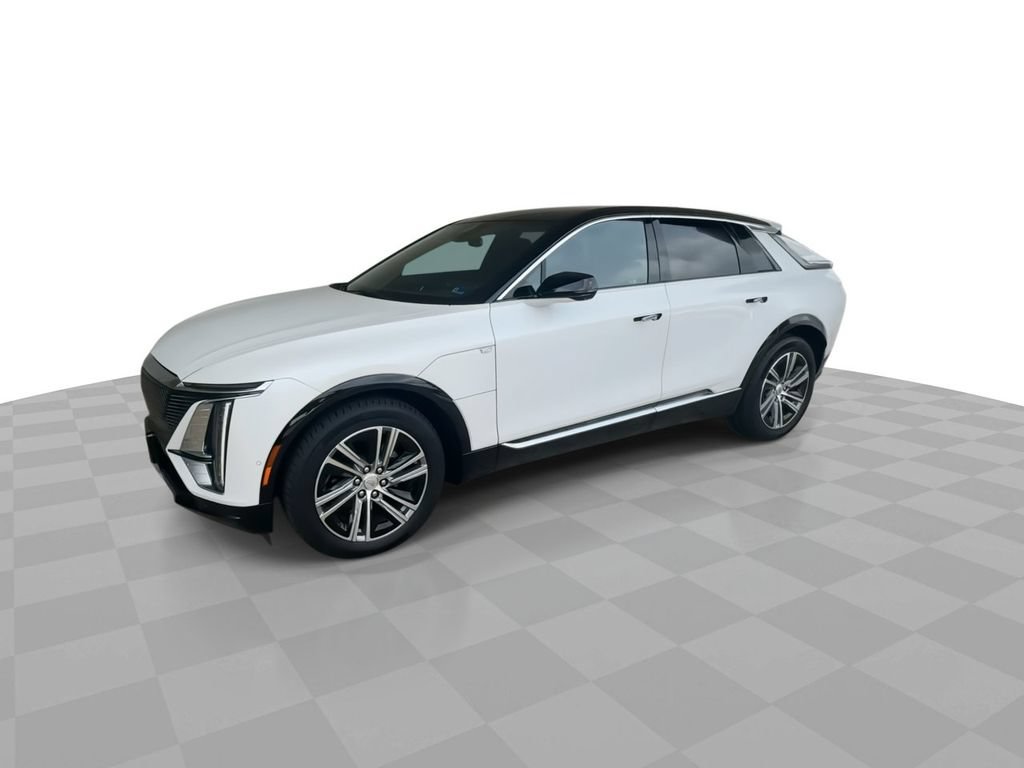 Certified 2025 Cadillac Lyriq Luxury AWD/4WD image 4