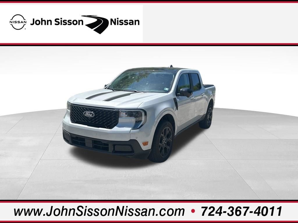 Used 2025 Ford Maverick Lariat w/ Black Appearance Package AWD/4WD image 1