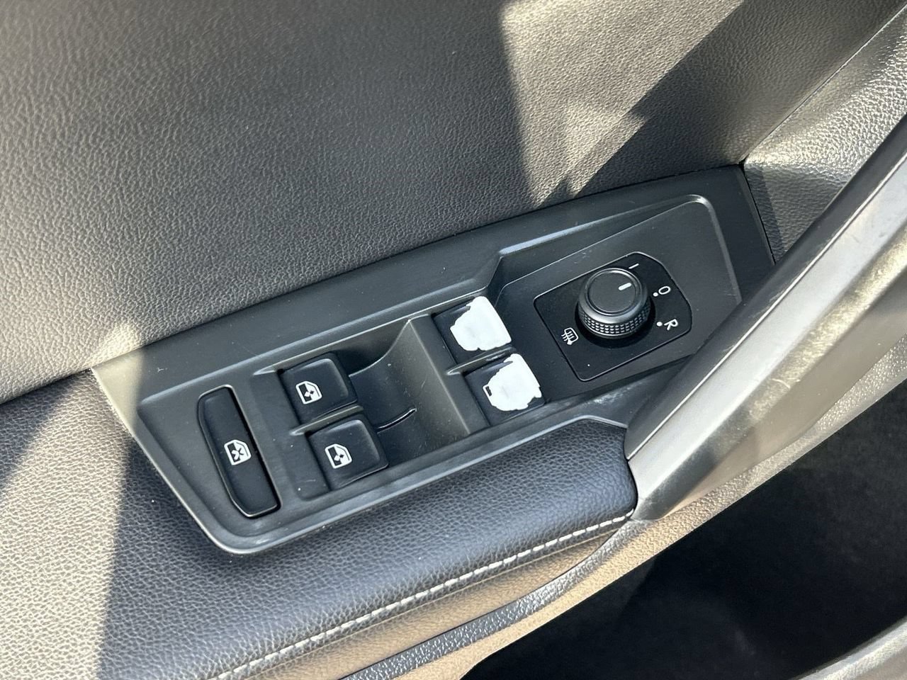 Used 2024 Volkswagen Tiguan S FWD image 18