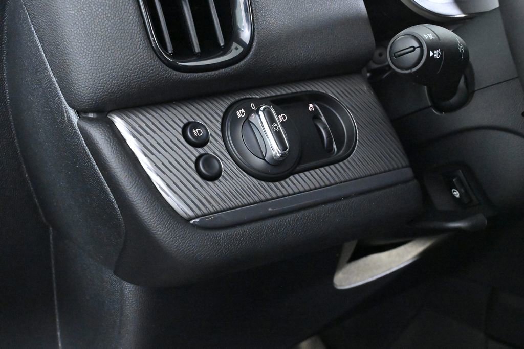 Certified 2022 MINI Cooper Countryman SE w/ Convenience Package image 20