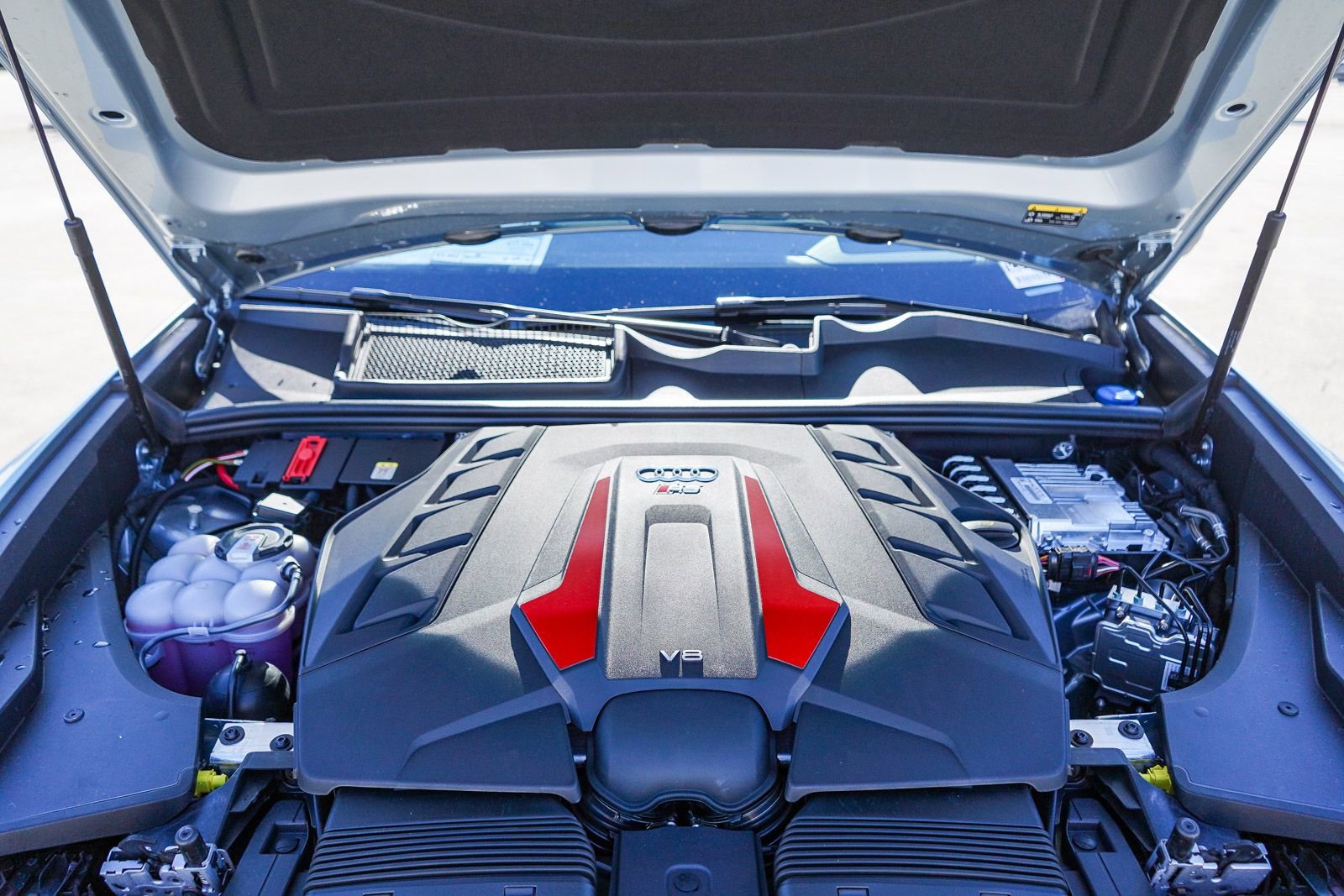 New 2026 Audi RS Q8 performance image 32